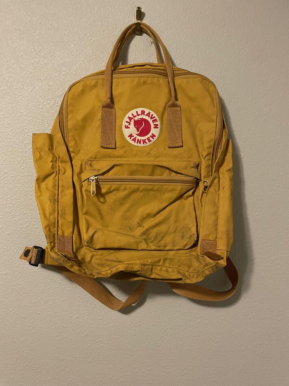 Fjallraven Yellow 15" Kanken Backpack Soft Adjustable Straps Unisex Daypack READ
